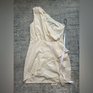 NWT one shoulder yellow dress